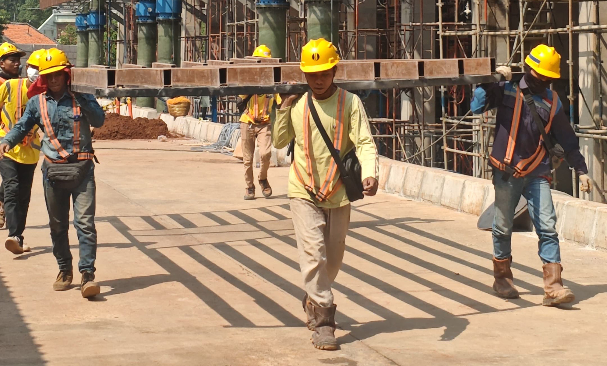 Kerjasama Tim Kontraktor Bangunan JN Design and Build